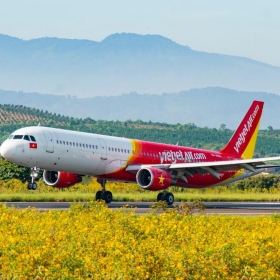 Cổ phiếu VJC của Vietjet giảm kịch sàn, trắng bên mua