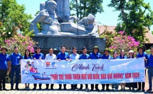 Thừa Thiên - Huế: Truyền lửa tình yêu biển, đảo quê hương năm 2024