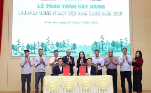 Chung tay “vì một Việt Nam xanh”   