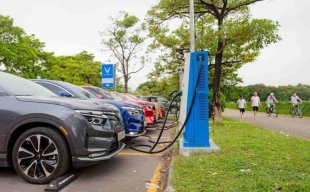 Áp dụng tín chỉ xe điện và hiệu suất năng lượng để giải quyết ô nhiễm không khí ở Việt Nam