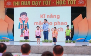 Hà Nội: Quận Long Biên tổ chức Chuyên đề Phòng, chống đuối nước - Kỹ năng xử lý khi gặp hỏa hoạn cho học sinh