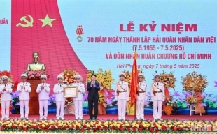 Chủ tịch nước Lương Cường dự Lễ kỷ niệm và trao Huân chương Hồ Chí Minh tặng Quân chủng Hải quân