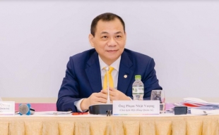 Ông Phạm Nhật Vượng rót hơn 10.000 tỷ đồng vào VinSpeed và VinEnergo