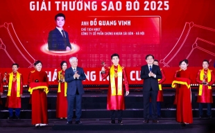 Doanh nhân Đỗ Quang Vinh được vinh danh trong TOP 10 Giải thưởng Sao Đỏ 2025