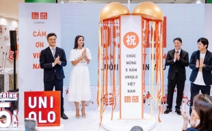 UNIQLO chinh phục khách hàng bằng chất lượng cùng cam kết phát triển bền vững