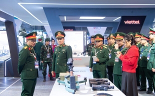 Viettel High Tech tham gia gian hàng tại triển lãm Vietnam Defense Expo 2024