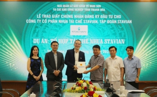 Stavian nhận giấy chứng nhận đầu tư Dự án tổ hợp tái chế nhựa tại Thanh Hoá