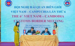 Hải quan Việt Nam – Campuchia tăng cường phối hợp chống buôn lậu, ma túy trên tuyến biên giới