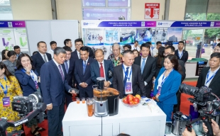 Khai mạc Triển lãm Quốc tế Điện tử và Thiết bị thông minh Việt Nam 2025