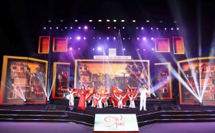 Festival Thu Hà Nội 2025 chính thức khai mạc với 150 gian hàng tái hiện ‘Mùa thu ký ức’