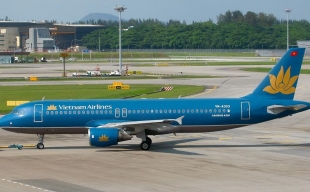 Bản tin kinh tế - tài chính ngày 13/11: Vietnam Airlines dự kiến thuê 4 tàu bay phục vụ Tết Ất Tỵ