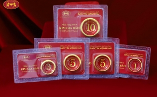 Giá vàng trong nước quay đầu giảm, ngược chiều đà tăng thế giới