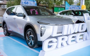 Tài xế dịch vụ nói về Limo Green: Tiết kiệm cả trăm triệu đồng mỗi năm, sao phải quay lại xe xăng?