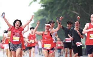 Khai mạc Giải Marathon quốc tế Hà Nội Techcombank mùa thứ 3