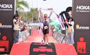 Giải IRONMAN 70.3 Đà Nẵng hấp dẫn đến nghẹt thở với những màn trình diễn ấn tượng