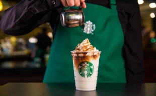 Gen Z lương 10 triệu/tháng nhưng ngày uống Starbucks, tối ăn ngoài 400.000 đồng: 0 đồng tiết kiệm, nợ chồng chất vì quẹt thẻ tín dụng
