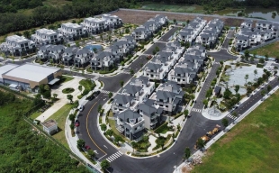 Chủ đầu tư “đua nhau” đẩy hàng tồn giá cao, giao dịch nhà phố - biệt thự vẫn chưa thoát đáy dù tăng mạnh