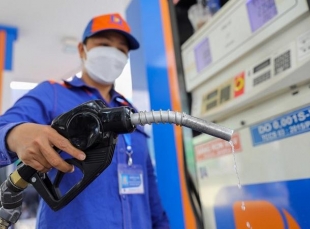 Giá xăng dầu đảo chiều tăng, dầu diesel bật mạnh nhất