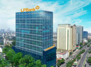 Cuộc đua 'chuyển nhà' của các ngân hàng: LPBank giữ bí mật về trụ sở mới, Eximbank 'Bắc tiến' ra Hà Nội