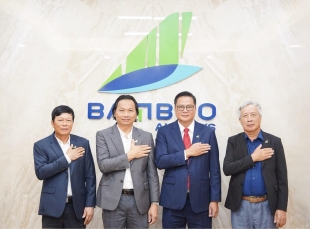 Ông Phạm Ngọc Vịnh làm Chủ tịch HĐQT Bamboo Airways, Sacombank vẫn đồng hành
