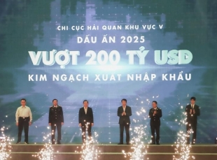 Lần đầu tiên kim ngạch xuất nhập khẩu Bắc Ninh và Thái Nguyên vượt mốc 200 tỷ USD