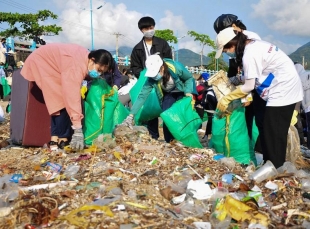 Đẩy mạnh quản lý và giảm thiểu rác thải nhựa