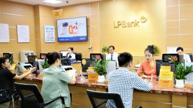 LPBank: Top ngân hàng có vốn điều lệ cao nhất Việt Nam