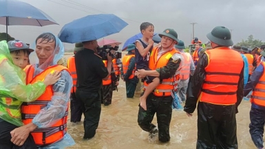 Vĩnh Phúc: Huy động mọi nguồn lực di dời người dân xã Sơn Đông (Lập Thạch) ra khỏi vùng ngập nguy hiểm