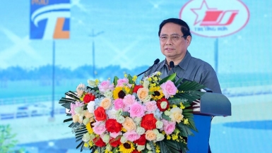 Thủ tướng Chính Phủ Phạm Minh Chính dự lễ thông xe cầu Phong Châu tỉnh Phú Thọ