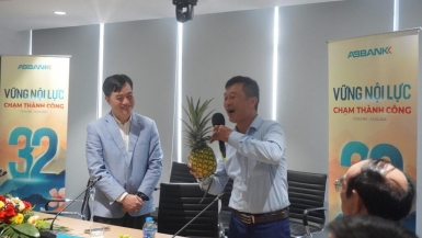 Từ cây dứa đến cuộc sống mới: Hành trình bền vững của nông dân cùng VietED Group