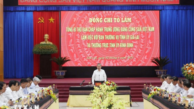 Vươn lên thành một cực tăng trưởng quan trọng của khu vực Trung Trung Bộ