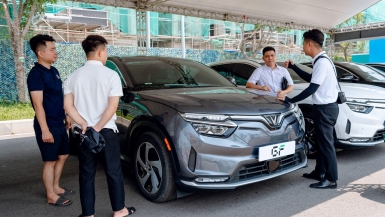 VF 8 “lướt chuẩn GF”: Mua xe cũ, nhận đặc quyền như xe mới