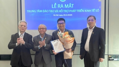 Ra mắt Trung tâm Đào tạo và Hỗ trợ Phát triển Kinh tế Số