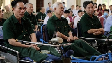 Gần 420 tỷ đồng dành tặng quà người có công dịp 27/7