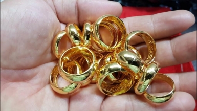 Giá vàng nhẫn xô đổ kỷ lục mọi thời đại, vượt qua cột mốc 96 triệu đồng/lượng