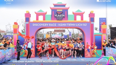 Gần 2.000 người tham gia giải chạy 'Bừng sắc Thủy Nguyên'