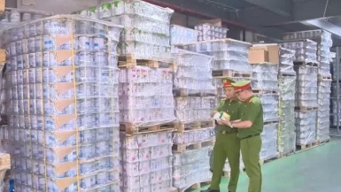 Danh sách chi tiết 12 loại sữa giả và 72 loại sữa nghi giả đang được điều tra