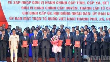 Thủ tướng Phạm Minh Chính dự Lễ công bố các Quyết định của Trung ương và địa phương về sáp nhập đơn vị hành chính cấp tỉnh, cấp xã