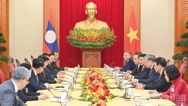 Tổng Bí thư Tô Lâm hội kiến Tổng Bí thư, Chủ tịch nước Lào Thongloun Sisoulith