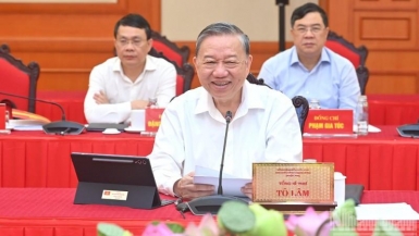 Bộ Chính trị làm việc với Ban Thường vụ Đảng ủy Quốc hội về công tác chuẩn bị Đại hội