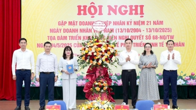 Phường Láng thúc đẩy phát triển kinh tế tư nhân, đồng hành cùng doanh nghiệp thực hiện Nghị quyết 68-NQ/TW