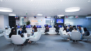 KienlongBank bứt phá ở hàng loạt chỉ tiêu chiến lược, lợi nhuận xô đổ kỷ lục 30 năm, cổ phiếu dẫn sóng thị trường