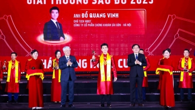 Doanh nhân Đỗ Quang Vinh được vinh danh trong TOP 10 Giải thưởng Sao Đỏ 2025