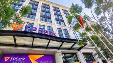 TPBank ưu tiên giảm lãi suất, đồng hành cùng người dân vùng lũ vượt khó