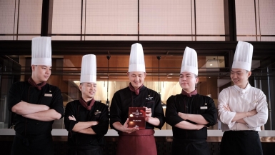 Hemispheres Steak & Seafood Grill khẳng định vị thế với danh hiệu Michelin năm thứ 3