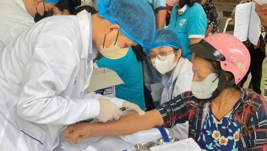 Hơn 1.200 người dân Cần Thơ được sàng lọc bệnh tim mạch, thận mạn và chuyển hóa