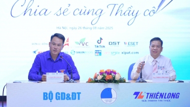 “Chia sẻ cùng thầy cô 2025” vinh danh giáo viên tại 248 xã biên giới, hải đảo