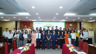 Thế hệ trẻ Việt Nam tiên phong xây dựng nền y học cổ truyền bền vững, nói không với sừng tê giác