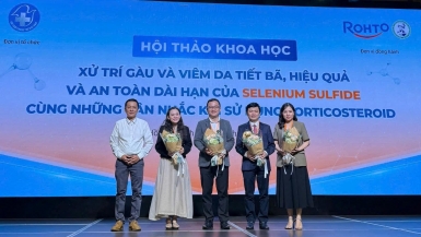Cập nhật giải pháp kiểm soát gàu và viêm da tiết bã an toàn, bền vững với Selenium Sulfide