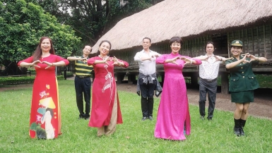 Hội Nghệ sĩ Múa Việt Nam tổ chức quảng bá vũ điệu đại chúng “Tay trong Tay” 